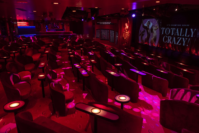 Cabaret Crazy Horse Paris By Victor Point
